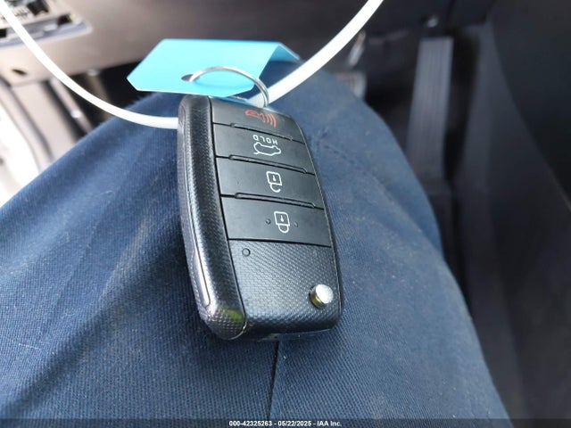 KIA SOUL + 2018 KNDJP3A50J7626135 Image 11