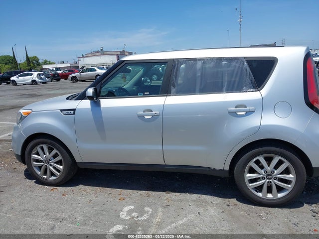 KIA SOUL + 2018 KNDJP3A50J7626135 Image 14