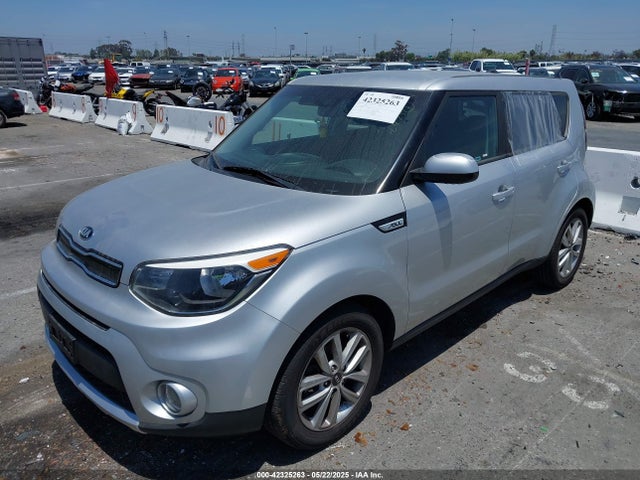 KIA SOUL + 2018 KNDJP3A50J7626135 Image 2