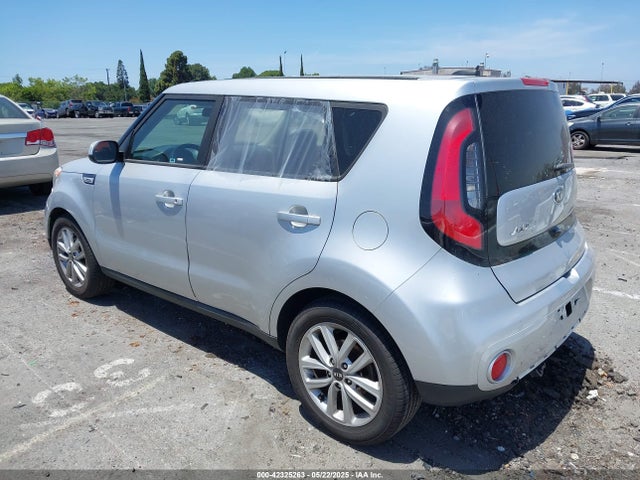 KIA SOUL + 2018 KNDJP3A50J7626135 Image 3