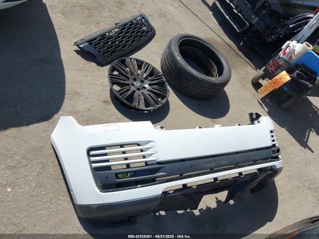 Land Rover aj133 s/c 2021 SALGS5SE7MA431958 Image 12