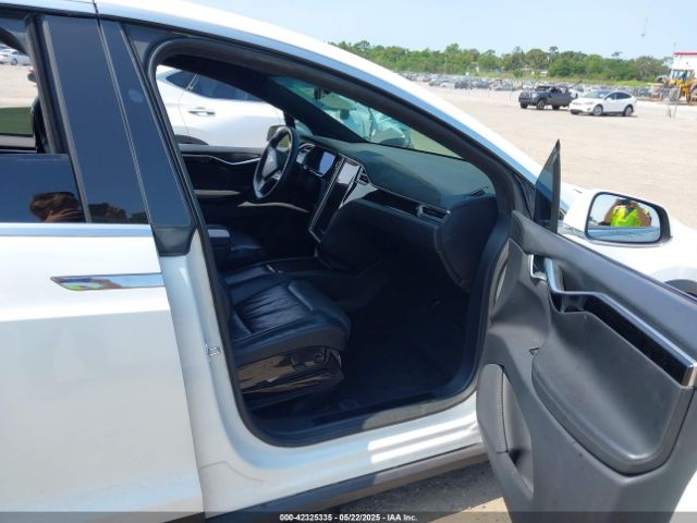 5YJXCBE25GF029372 Tesla Model X 60d/70d/75d/90d/p100d
