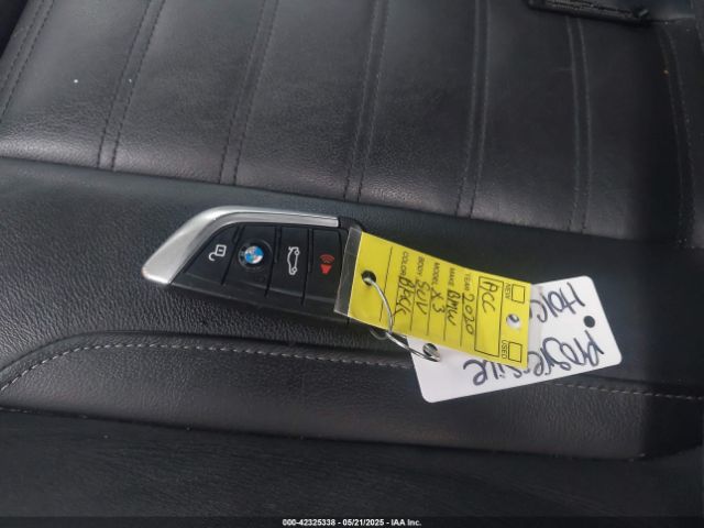 2019 BMW X3 5UXTR9C57KLP97233 Photo 10