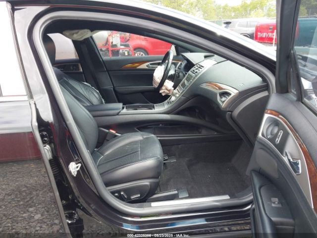 2020 LINCOLN MKZ 3LN6L5E94LR602504 Photo 4