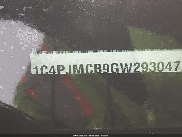 1C4PJMCB9GW293047 Jeep Cherokee 75th Anniversary