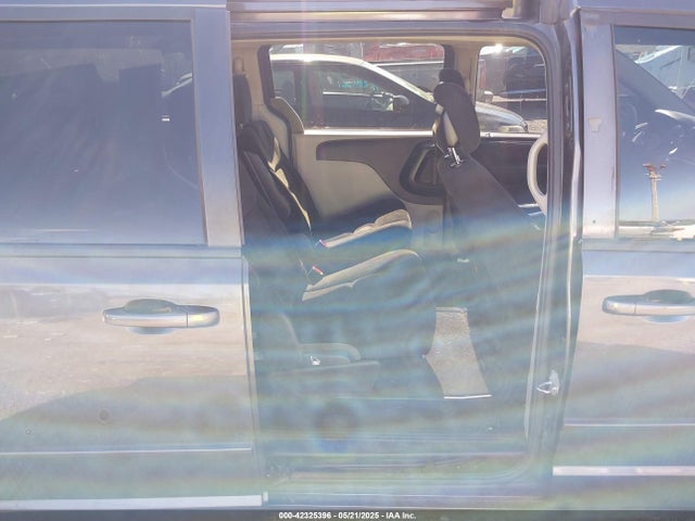 2C4RDGCG1GR242129 Dodge Grand Caravan Sxt