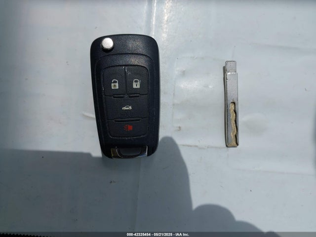 1G1PA5SG6F7278428 Chevrolet Cruze Ls Auto
