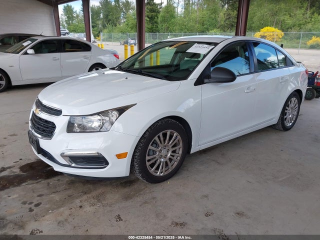 1G1PA5SG6F7278428 Chevrolet Cruze Ls Auto