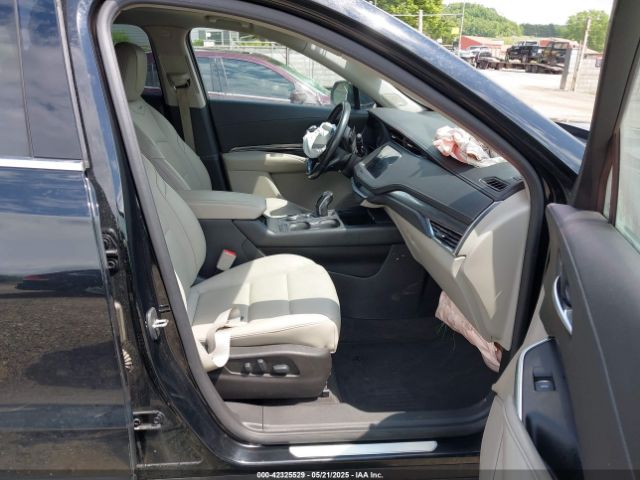 2019 CADILLAC XT4 1GYFZBR41KF150209 Photo 4