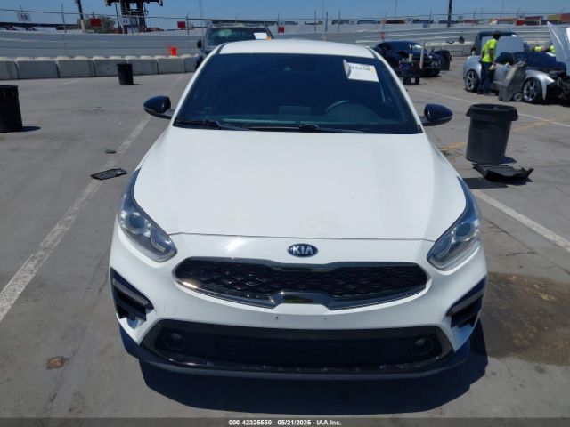 3KPF34AD8ME284470 KIA Forte Gt-line
