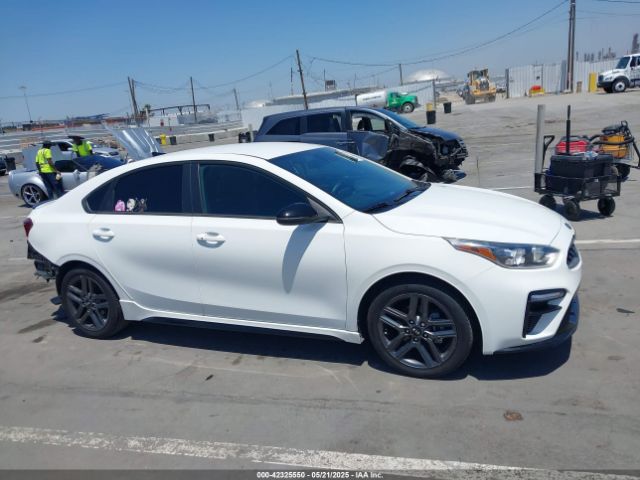 3KPF34AD8ME284470 KIA Forte Gt-line