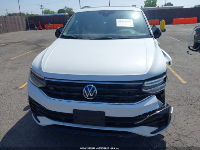 3VVCB7AX7RM085619 Volkswagen tsi