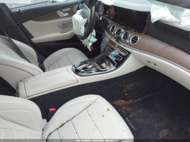 2017 MERCEDES-BENZ E 400 WDDZH6GB9HA136780 Photo 4