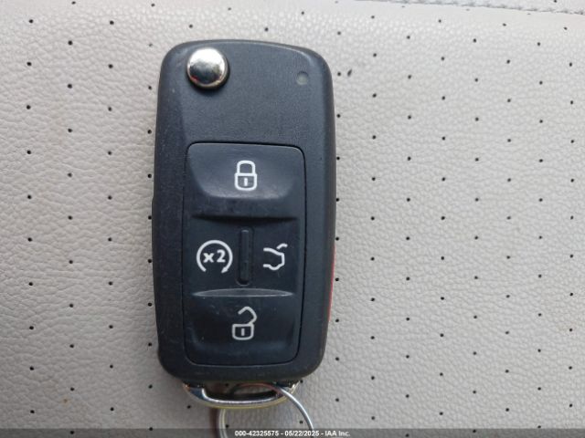 2022 VOLKSWAGEN PASSAT 1VWSA7A3XNC002431 Photo 10