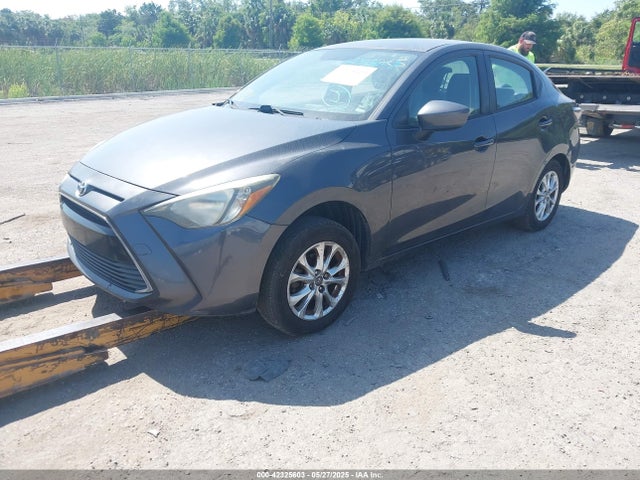 3MYDLBYV8GY132056 Toyota Yaris Premium