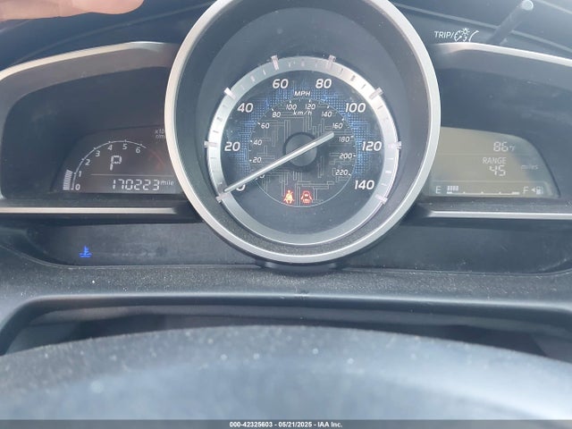 3MYDLBYV8GY132056 Toyota Yaris Premium