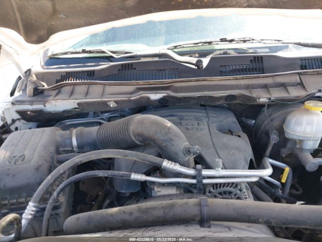 1C6RR7TTXKS724370 RAM 1500 Classic Big Horn  4x4 6'4 Box