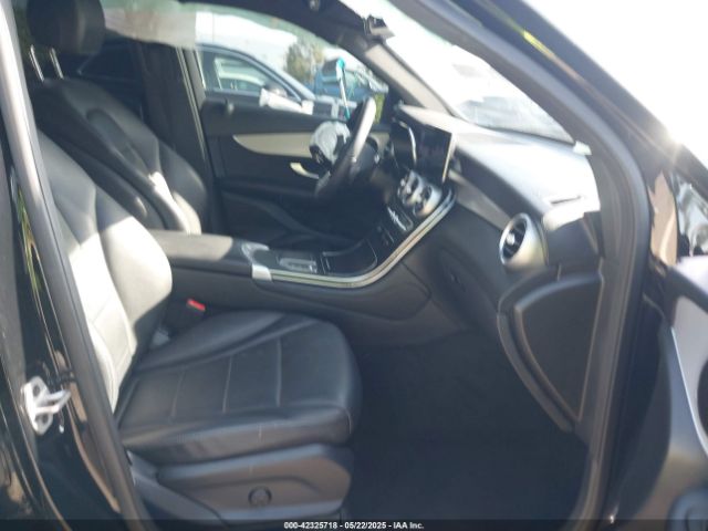 2022 MERCEDES-BENZ GLC 300 W1N0G8EB1NV393661 Photo 4
