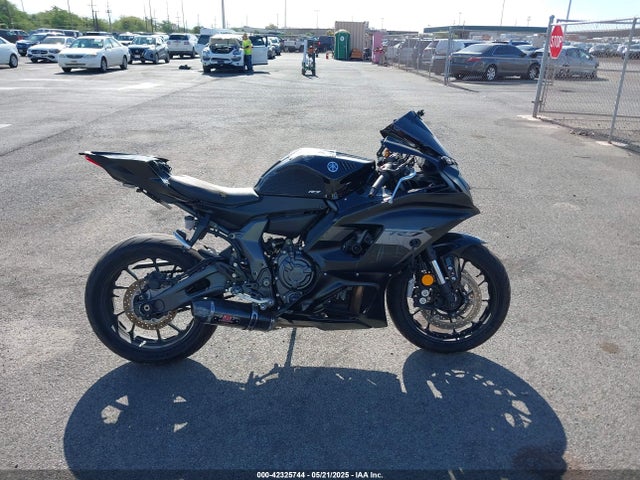Yamaha Yzf-r7 2025 JYARM38EXSA016745 Image 11