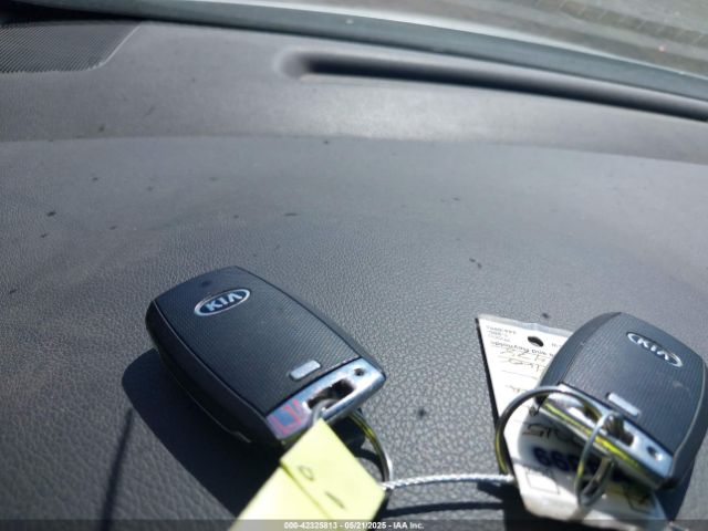 KNDMC5C11F6045478 KIA SEDONA EX