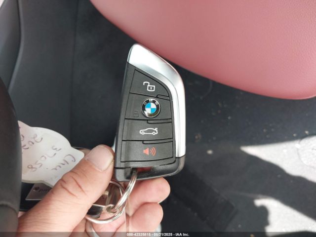 3MW49FF04R8E25559 BMW 340i