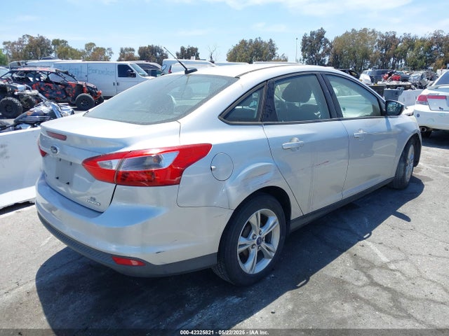 1FADP3F28EL306446 Ford FOCUS SE