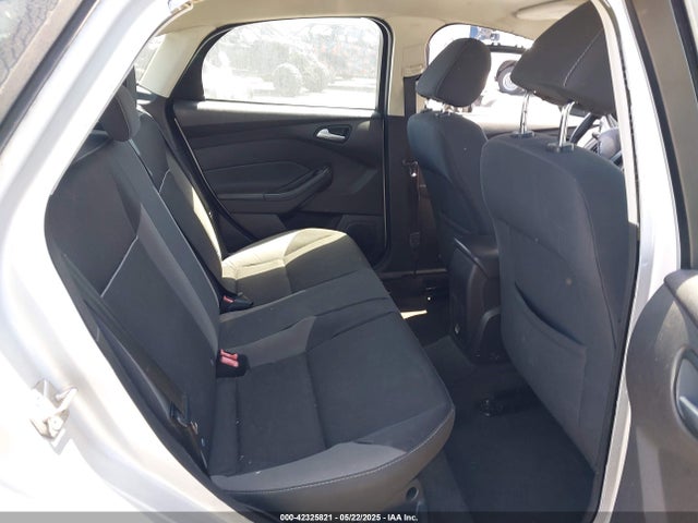 1FADP3F28EL306446 Ford FOCUS SE