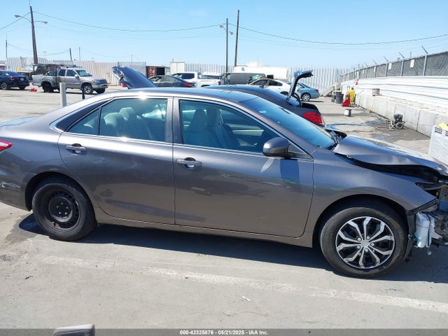 4T1BF1FK6HU795867 Toyota CAMRY LE