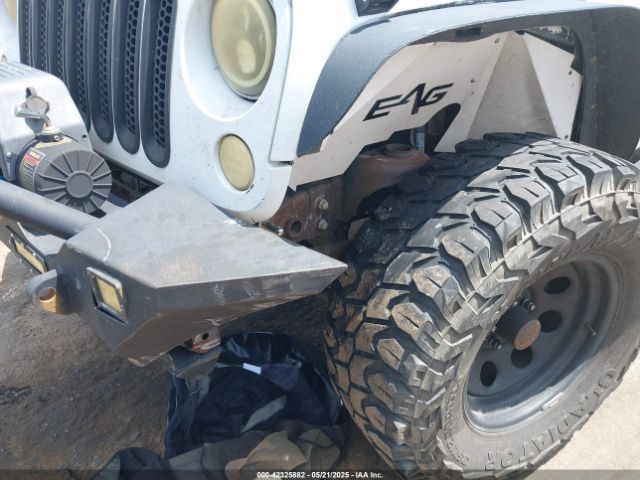 2014 JEEP WRANGLER UNLIMITED 1C4BJWDG1EL214307 Photo 5