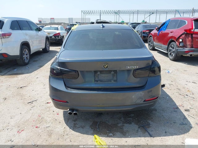 WBA3A5G5XENP29672 BMW 328I