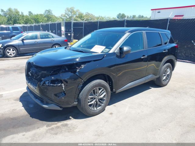 5N1BT3AA5PC889178 Nissan Rogue S Fwd