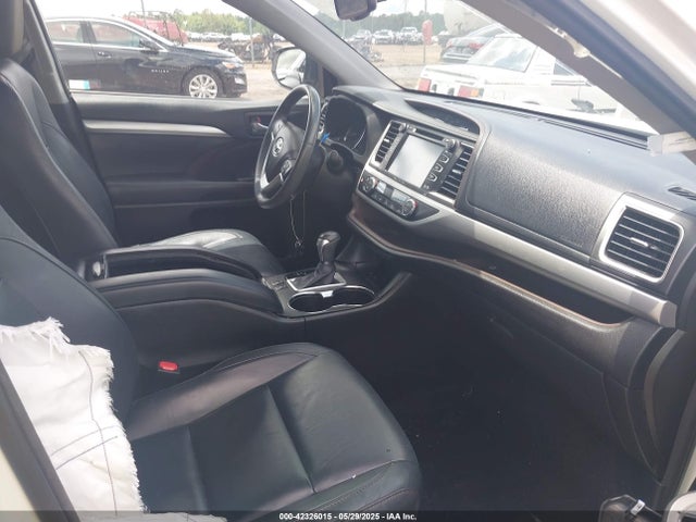 5TDKKRFH5GS167353 Toyota 2gr-fe