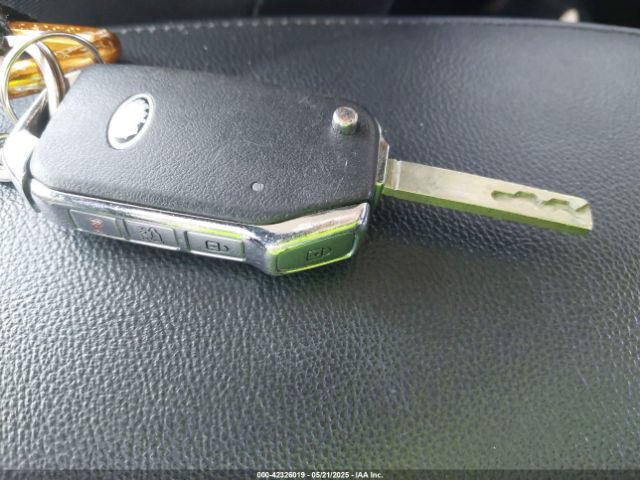 KNDJ23AU6M7146076 KIA SOUL LX
