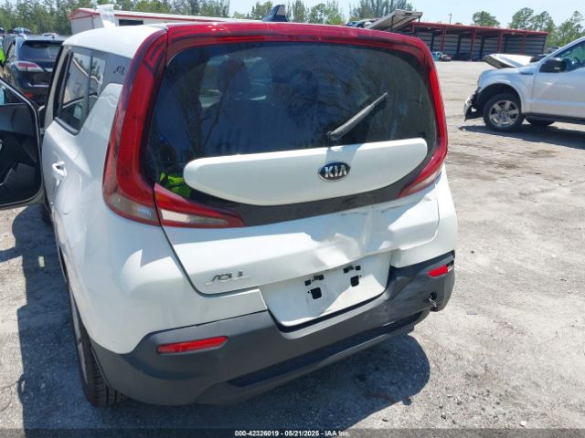 KNDJ23AU6M7146076 KIA SOUL LX