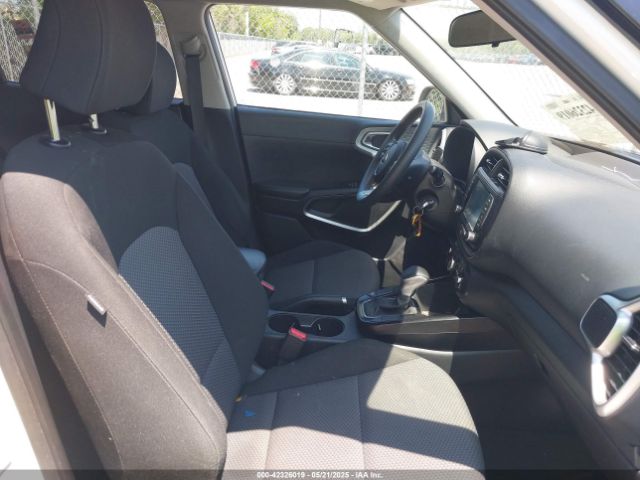 KNDJ23AU6M7146076 KIA SOUL LX