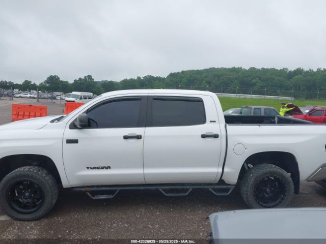 5TFDW5F17FX432694 Toyota Tundra Sr5 5.7l V8