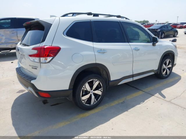 2019 SUBARU FORESTER JF2SKAWC2KH595689 Photo 3