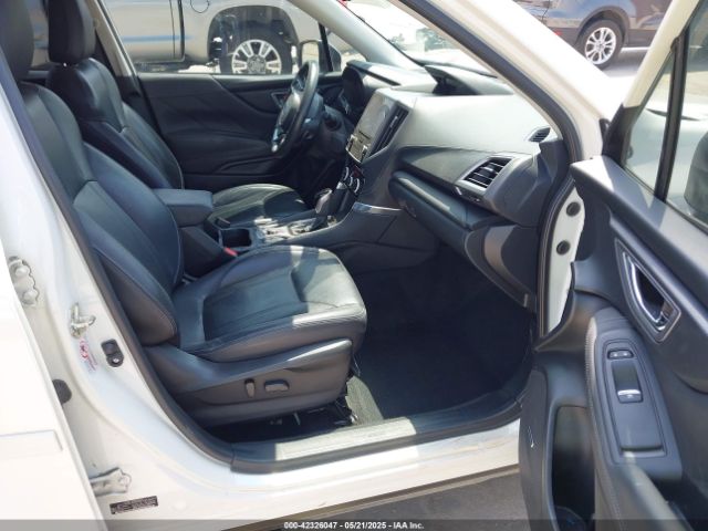 2019 SUBARU FORESTER JF2SKAWC2KH595689 Photo 4