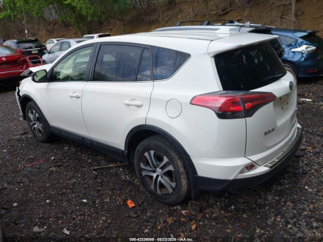 JTMBFREV5JJ727985 Toyota RAV4 LE