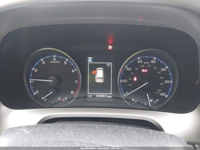 JTMBFREV5JJ727985 Toyota RAV4 LE