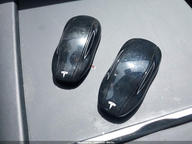 5YJSA1E45GF177548 Tesla MODEL S