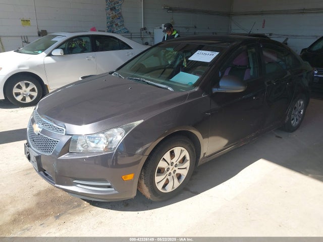 1G1PA5SH2E7346991 Chevrolet Cruze Ls Auto