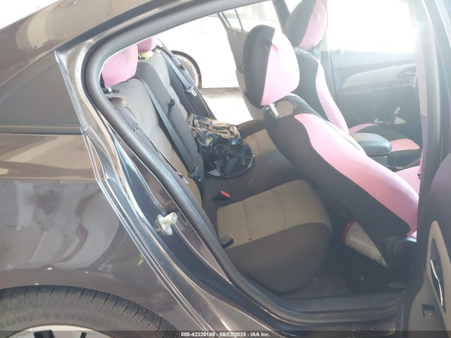 1G1PA5SH2E7346991 Chevrolet Cruze Ls Auto