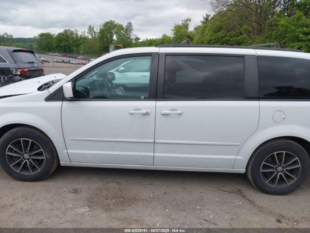 2C4RDGEG9GR318466 Dodge Grand Caravan R/t