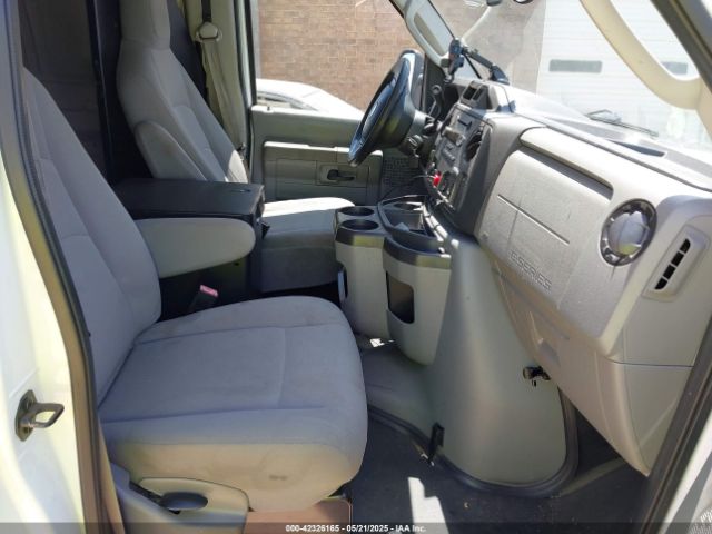 1FTNE2EL8EDA48545 Ford E-250 Commercial