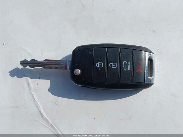 3KPFL4A72JE263121 KIA FORTE S