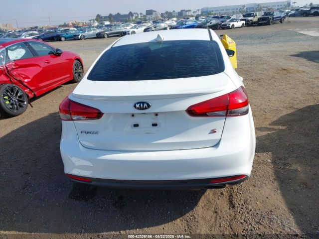 3KPFL4A72JE263121 KIA FORTE S