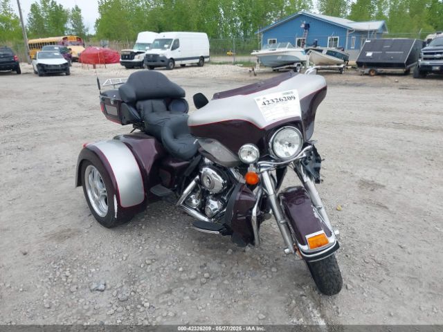 2007 HARLEY-DAVIDSON FLHTCUI 1HD1FC4137Y639457