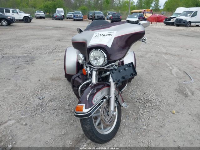 2007 HARLEY-DAVIDSON FLHTCUI 1HD1FC4137Y639457 Photo 4