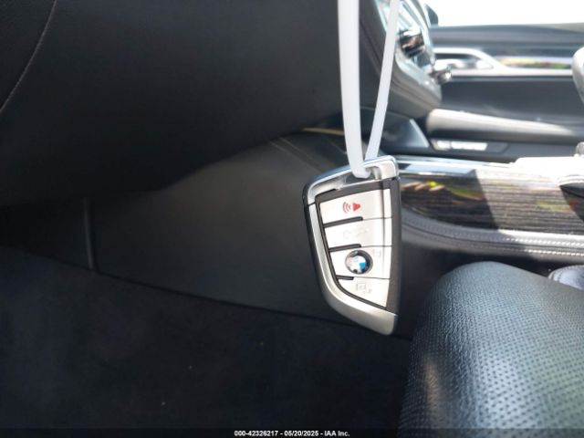 WBA7F0C54HGM21126 BMW 750i